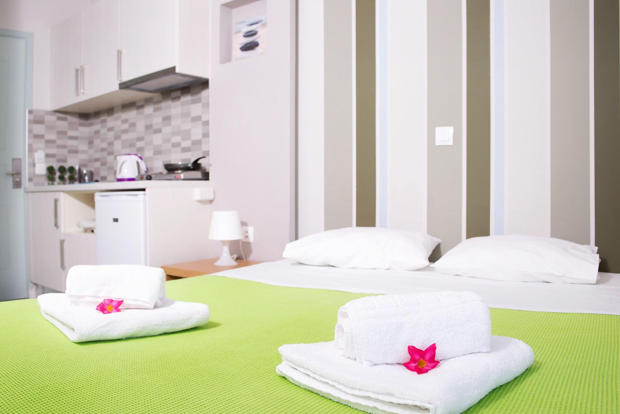 Ilios Stalis Aparthotel Exterior photo